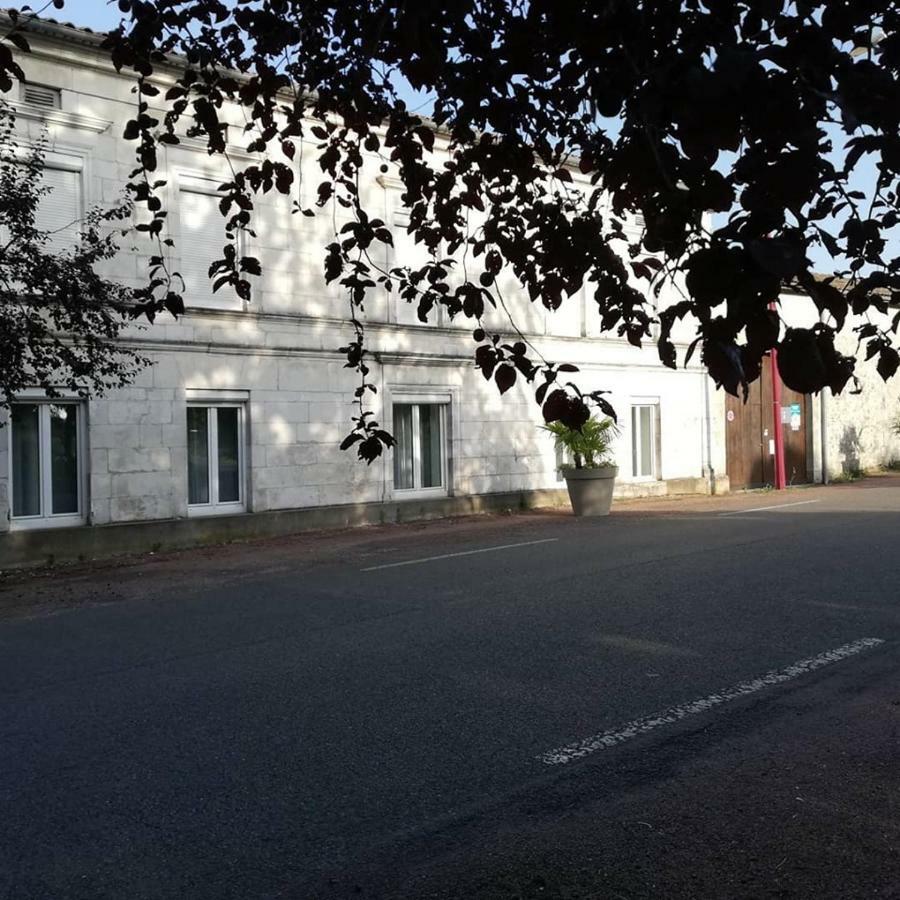 Le Domaine Du Haut Preau Saint-Palais-de-Negrignac Exterior photo